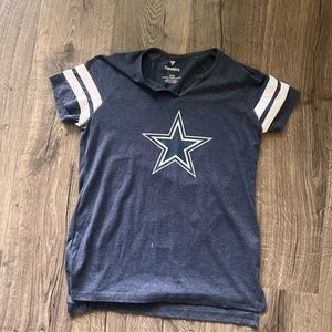 Fanatics Dark Blue Dallas Cowboys V neck T-shirt. Size small. Women’s. V neck.